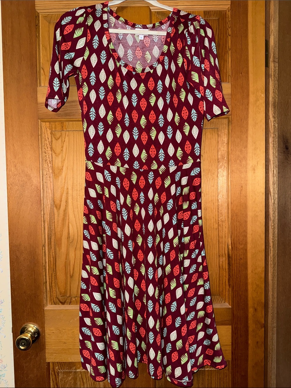 LuLaRoe Nicole Maroon Leaf-Print Short Sleeve Dress medium
